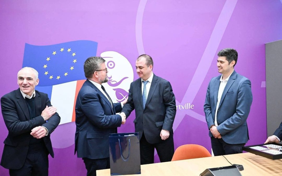 Արցախի պատվիրակությունը Փարիզում քննարկել է Բաքվում պահվող հայ գերիների հարցի միջազգային իրազեկման ակտիվացումը