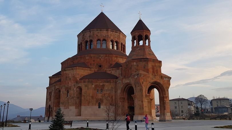 Ստեփանակերտի Սուրբ Աստվածամոր Հովանու Մայր տաճարը ենթարկվել է վանդալիզմի