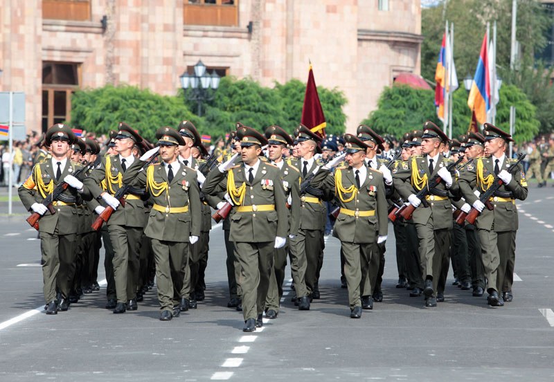 Քաղաքական հակասության խոշոր ցուցադրություն․ «Ժողովուրդ»