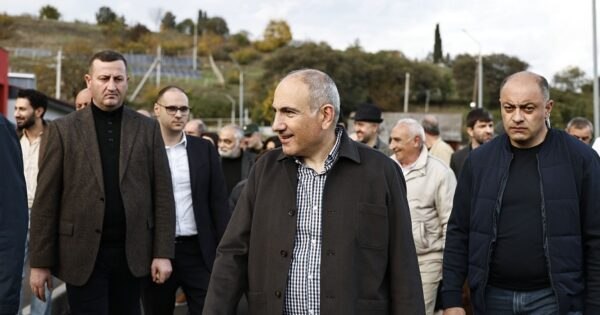Զատիկն էլ անցավ, բայց եկեղեցին պատրաստ չէ. «Հրապարակ»