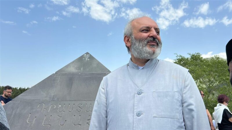 Այսօր մենք նույն իրականության առջև ենք ո´չ միայն արտաքին թշնամու, այլ նաև ներքին թշնամու դեմ․ Բագրատ Սրբազան