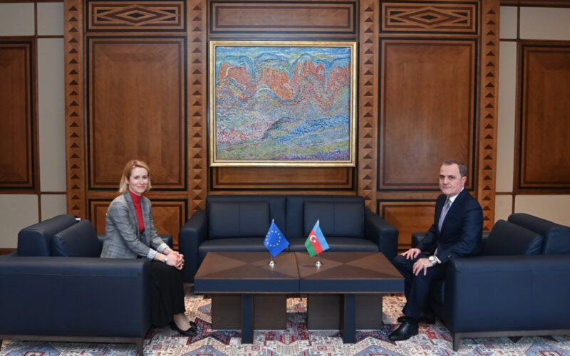 Բայրամովը հանդիպել է Կալասի հետ