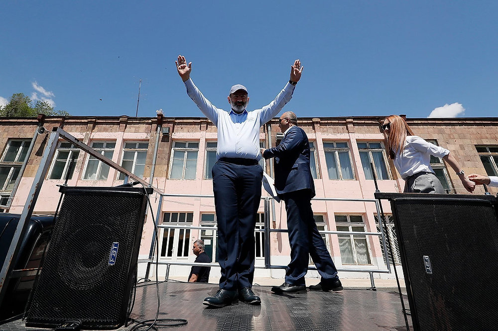 Ստակեղծիքի «ծաղկաքաղ». խոստումներից՝ ուրացում. «Փաստ»