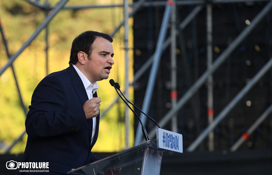 Եթե իշխանությունը վերարտադրվի, շատ արագ Սահմանադրություն են փոխելու, իրենք են հայտարարում. Նարեկ Կարապետյան