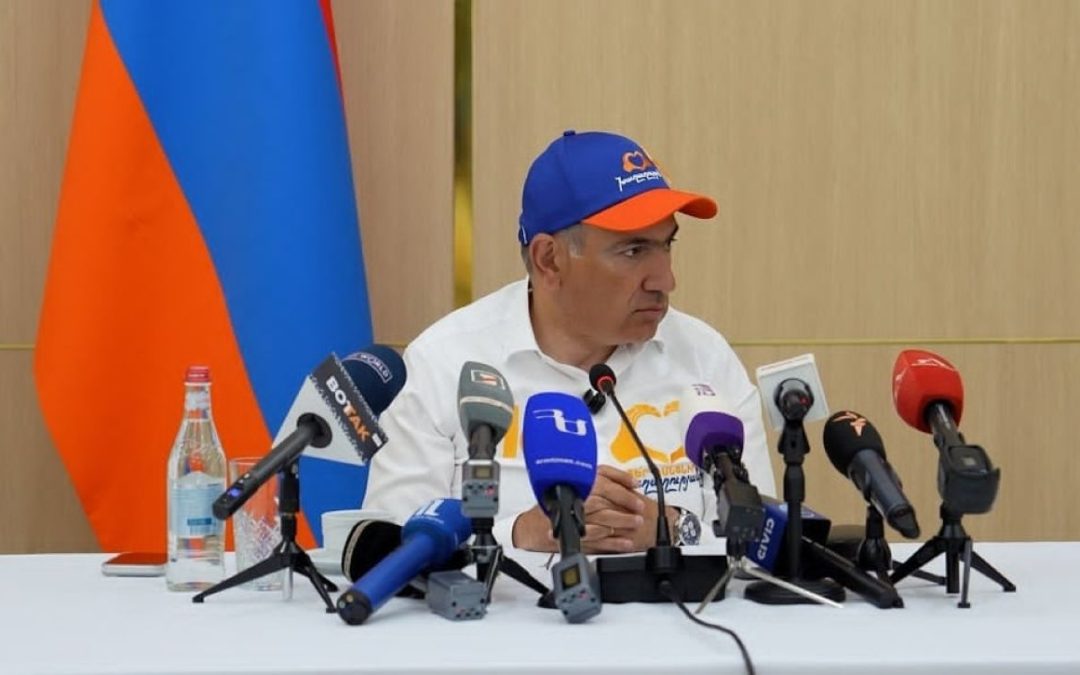 Փաշինյանը չի վստահում ԱԱԾ-ին. «Հրապարակ»