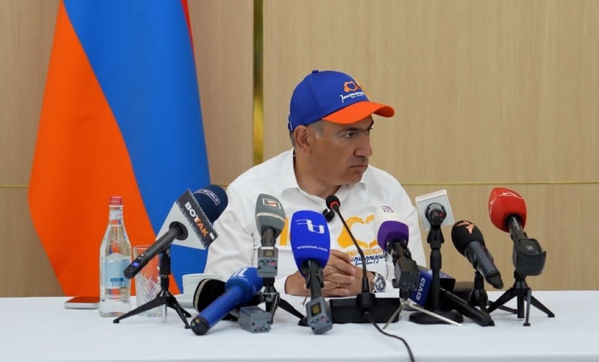 Pashinyan_press