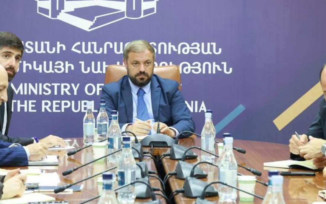 Ջերմոցատերերը նախարարի կաբինետում «բունտ» են արել. «Հրապարակ»