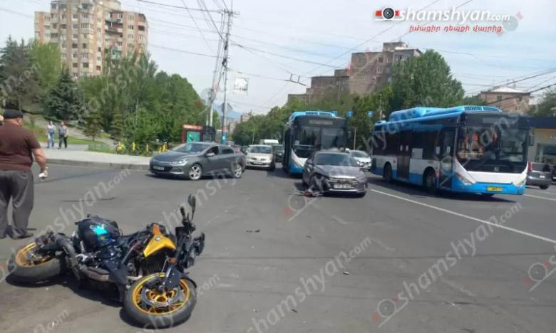 Ավտովթար՝ երթուղայինի մասնակցությամբ․ տուժած կա