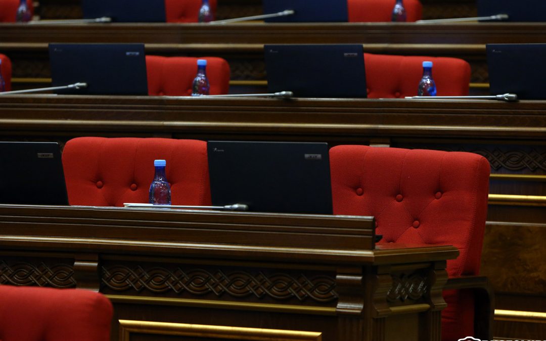 Վերցնե՞լ, թե՞ չվերցնել մանդատները. Ոսկան Սարգսյան