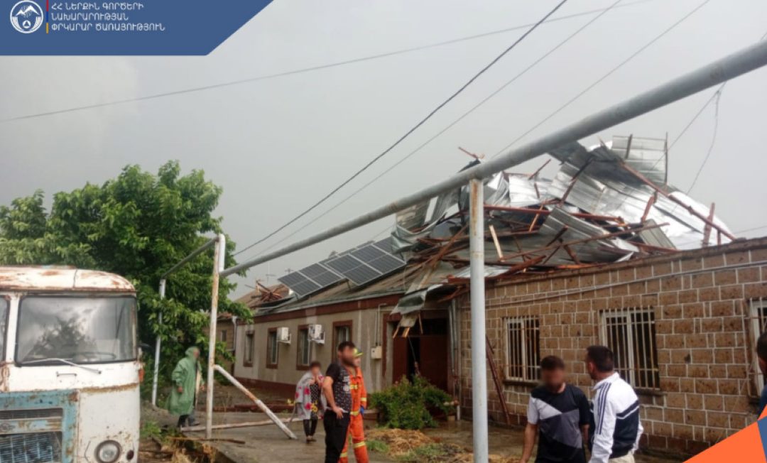 Քամու հետևանքով մի շարք բնակավայրերում վնասներ են եղել