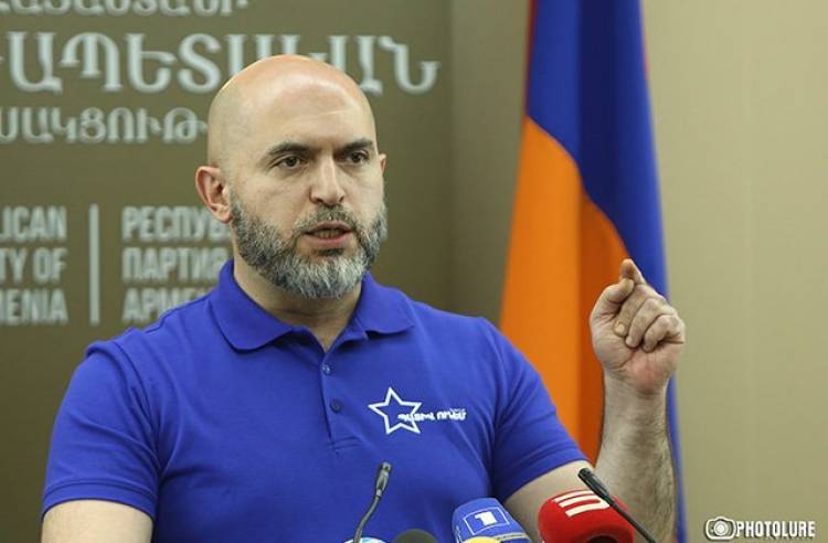 Արմեն Աշոտյանը կրկին կալանավորվեց