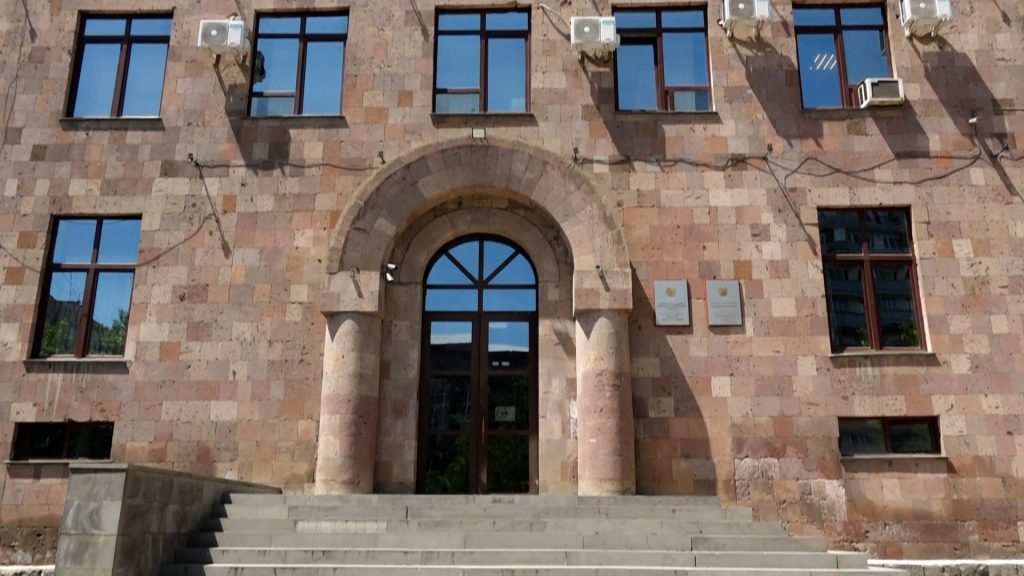 ԿԸՀ-ն ստիպված է լինելու վերաքվեարկության մասին որոշում կայացնել. Վարչական դատարան