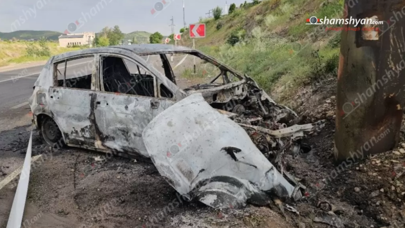 Մեքենան վերածվել է մոխրակույտի, վարորդը տեղափոխվել է հիվանդանոց