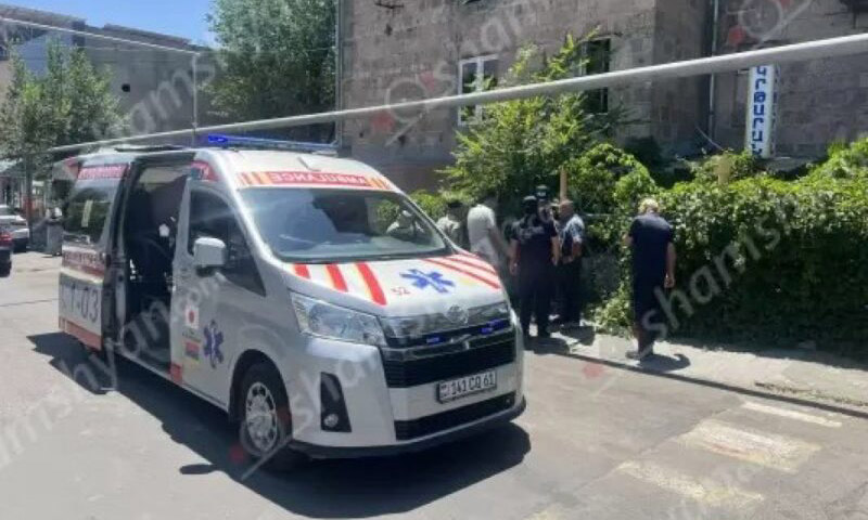 Երևանում 24-ամյա տղամարդն անզգուշաբար վայր է ընկել. բժիշկներն արձանագրել են նրա մահը
