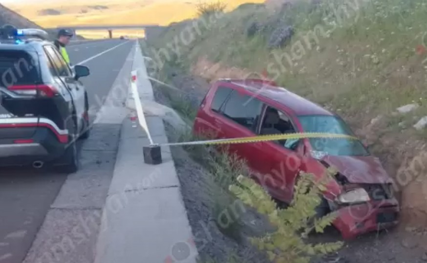 Ավտովթար՝ Շիրակի մարզում. մայր ու որդի հոսպիտալացվել են