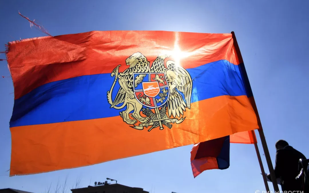 Евросоюз потребовал от Армении разорвать связи с Россией — СВР России