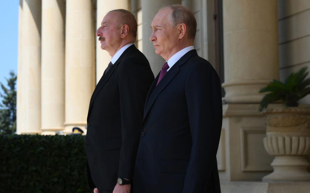 Путин провел телефонный разговор с Алиевым