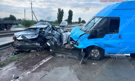 Խոշոր ավտովթար՝ Արարատի մարզում. տուժածների մեջ անչափահաս կա