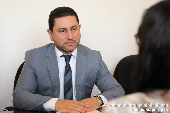 ԱԺ աշխատակազմի ղեկավար կնշանակվի Դավիթ Համբարյանը. «Ժողովուրդ»