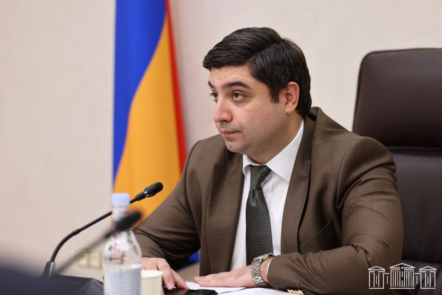 ՔՊ-ական Վաղարշակ Հակոբյանը հրաժարվում է պատգամավորական մանդատից