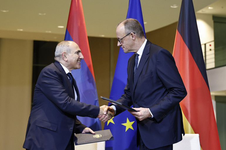 Փաշինյանը և Մերցը քննարկել են Հայաստանի և Ադրբեջանի միջև հաստատված խաղաղությունը