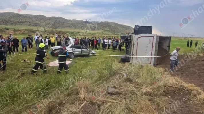 Գետափ գյուղում բախվել են «ՎԱԶ 21099»-ը և «Volvo» մակնիշի բեռնատարը․ ավտոմեքենաները հայտնվել են դաշտում, բեռնատարը կողաշրջվել է․ կա 3 զոհ