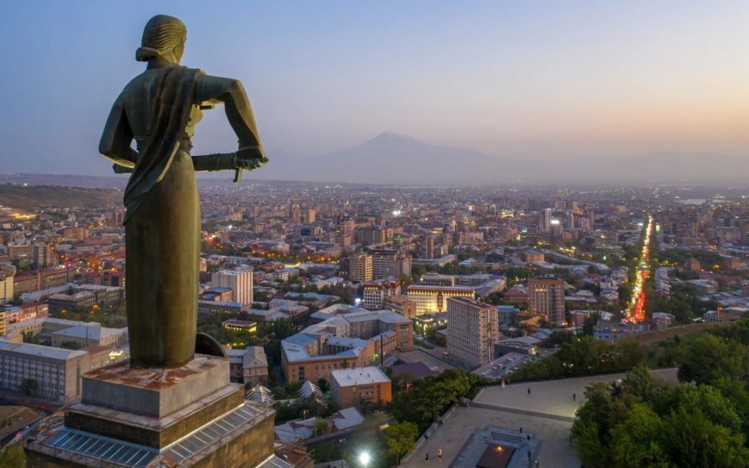 Մեծ Բրիտանիան իր քաղաքացիներին կոչ է անում Իրանը լքել Հայաստանի միջոցով