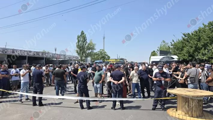 Լարված իրավիճակ՝ «Առինջ մոլ» առևտրի կենտրոնում. հարյուրավոր աշխատակիցներ պատրաստվում են դիմել կտրուկ գործողությունների