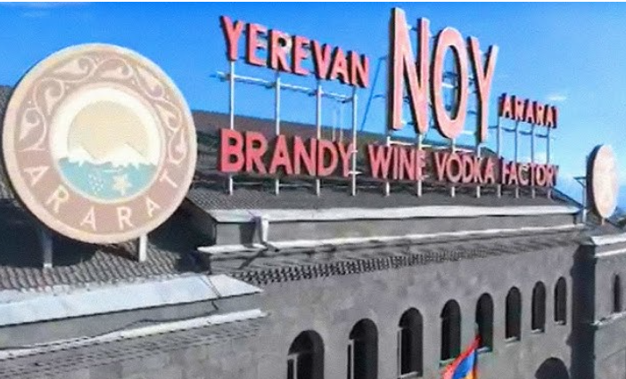 Առանց աշխատանքի է մնացել շուրջ 1500 աշխատակից․ պահանջում են վերաբացել գործարանը