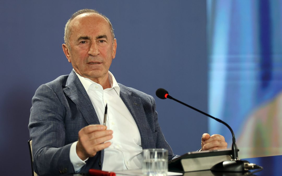 Ռոբերտ Քոչարյանին անգամ հիվանդանոցի հարցում չեն ընդառաջել. «Հրապարակ»