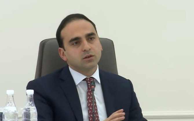 Կարգ հաստատելու փոխարեն Ավինյանն արտահոսքի աղբյուրն է փնտրում․ «Հրապարակ»