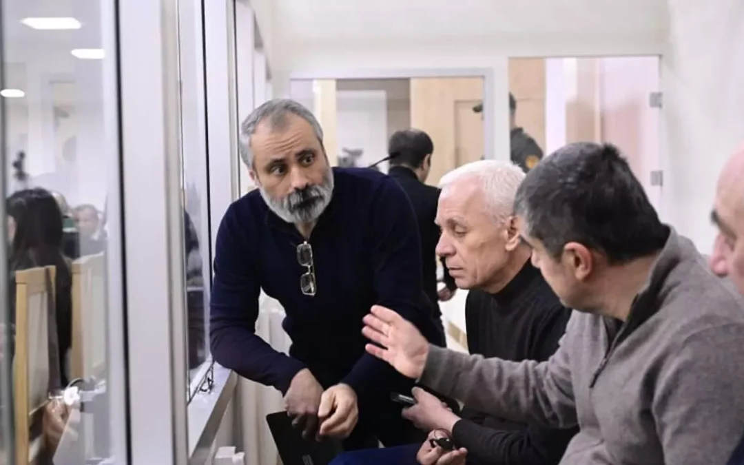 «Նստած ենք, բայց ծնկաչոք չենք»․ Դավիթ Բաբայանի ուղերձը՝ ադրբեջանական բանտից