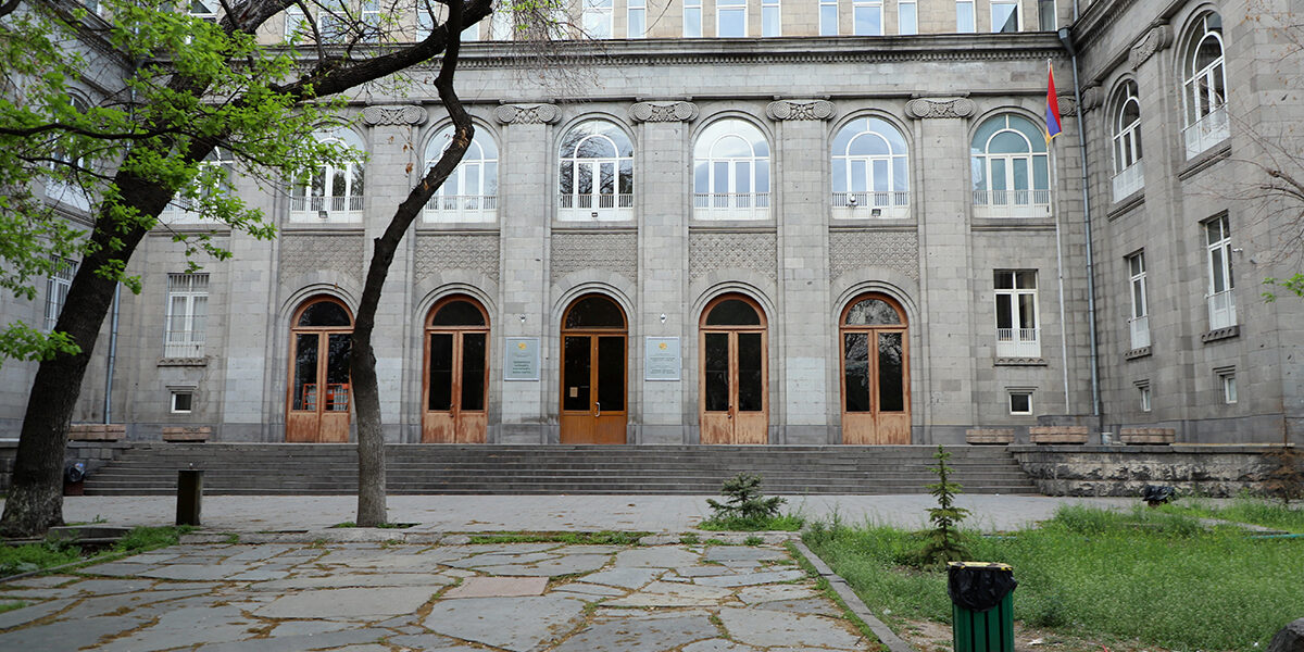 9-1200×600-1