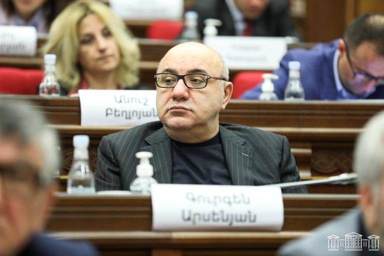 ՌԴ-ում ՀՀ դեսպանին Փաշինյանը հետ է կանչել. «Ժողովուրդ»