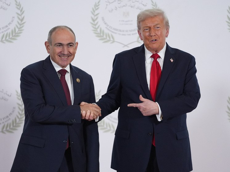 Пашинян и Трамп провели телефонный разговор