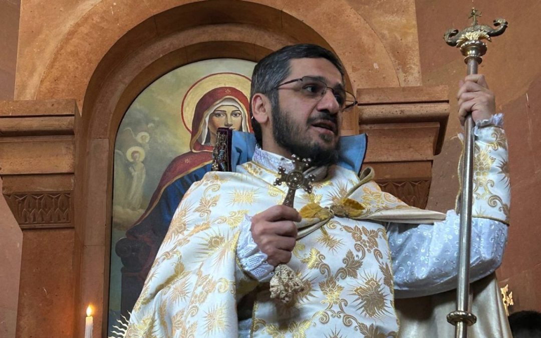 Եթե Տիգրանաշեն գնալը «հեղափոխություն» է, ցույց տվեք՝ ո՞ր օրենքով. Ռուբեն Սրբազան