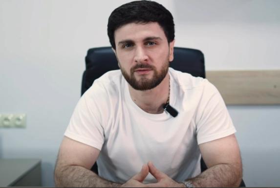 Իրավունք չունենք լուռ հետևելու, թե ինչպես է Արցախը զրկվում ինստիտուցիոնալ ներկայությունից․ Ռոման Երիցյան