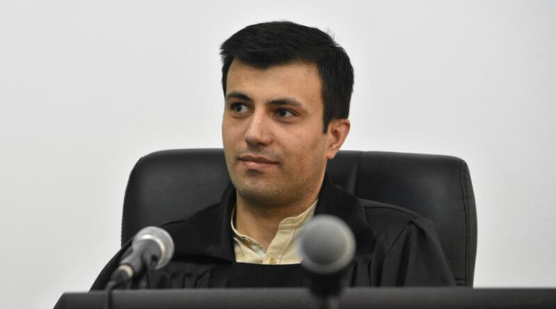 Ի՞նչով է հայտնի Սեդրակ Քոչարյանի գործը քննող դատավորը