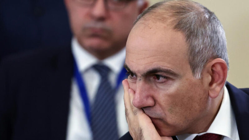 Սխալը` սխալի ետևից․ «Հրապարակ»