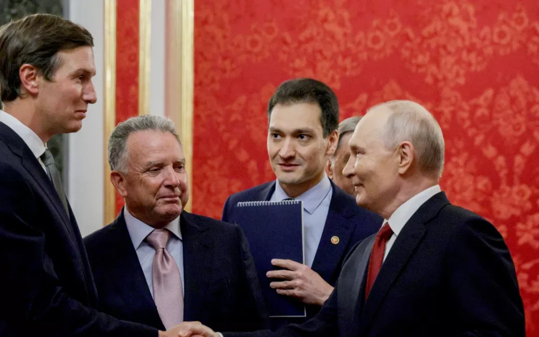 Ушаков рассказал об итогах переговоров Путина с посланниками Трампа