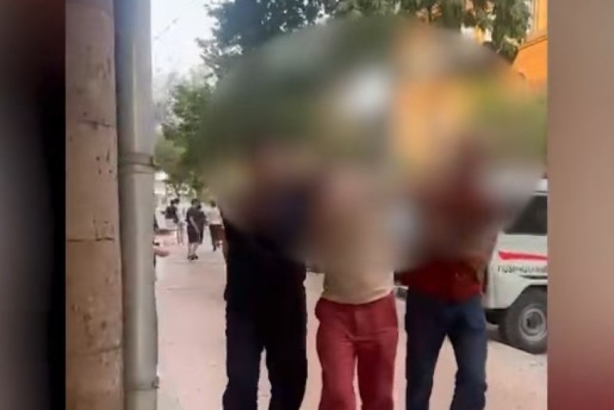 Թմրանյութ իրացնող 3 տղամարդ ու մեկ կին է ձերբակալվել