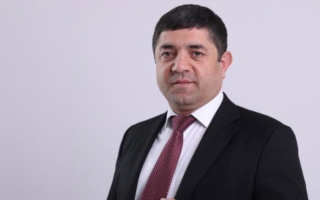 Գինարբուք՝ խորհրդարանում․ «Հրապարակ»