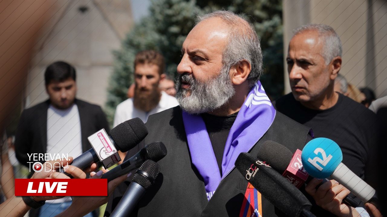 ԱՅՍ ՊԱՀԻՆ | ՈւՂԻՂ | Դատական նիստ՝ Բագրատ սրբազանի վերաբերյալ շինծու գործով