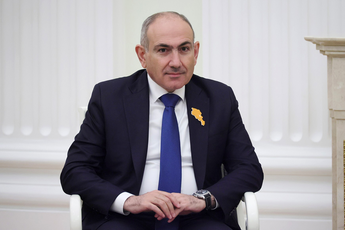 Vladimir Putin holds talks at the Kremlin with Armenian PM Nikol Pashinyan