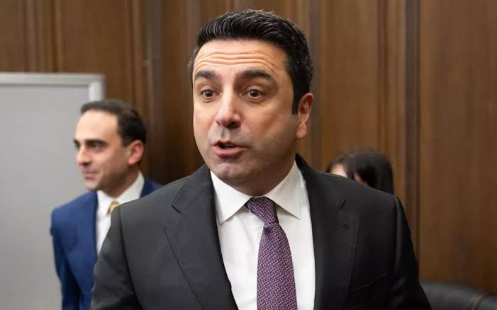 Յուրայիններին իր հետ է տարել. «Հրապարակ»