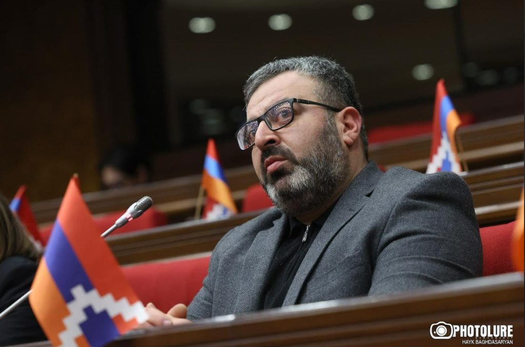 Խաղաղությունը չի կարող կառուցվել պատմական հիշողությունը ջնջելու հաշվին. Գառնիկ Դանիելյան