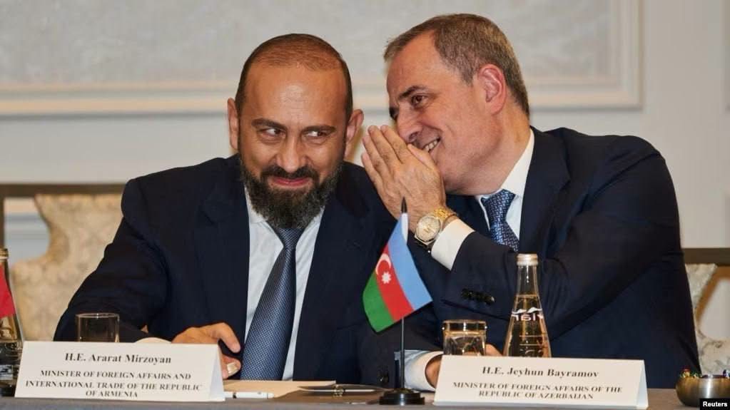 Միրզոյանի մեխանիկական ժպիտն արտացոլում է Ադրբեջանի հանդեպ ՀՀ-ի մեխանիկական քաղաքականությունը. Հակոբ Բադալյան