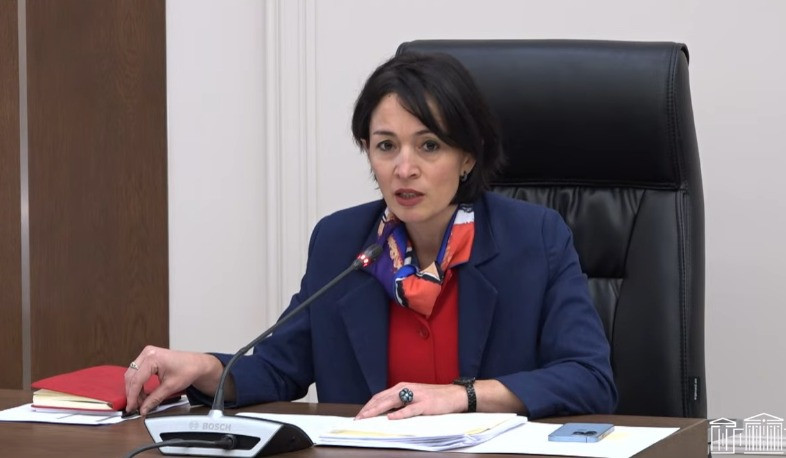 Տեղյա՞կ է Ժաննա Անդրեասյանը, որ հայ դպրոցականները հայատառ չեն գրում․ «Ժողովուրդ»