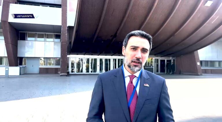 Փաշինյանի հրահանգով այսօր ընդդիմադիր երեք կուսակցությունների առաջնորդներ զրկված են ազատությունից․ Արամ Վարդևանյանը՝ ԵԽԽՎ-ում