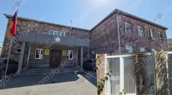 Հրկիզել են ՀՀ քննչական կոմիտեի Արմավիրի մարզային քննչական վարչության շենքը